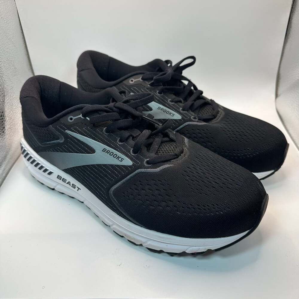 Brooks Beast 20 Size 11 Extra Wide 4E Black Running Shoes Athletic Sneakers